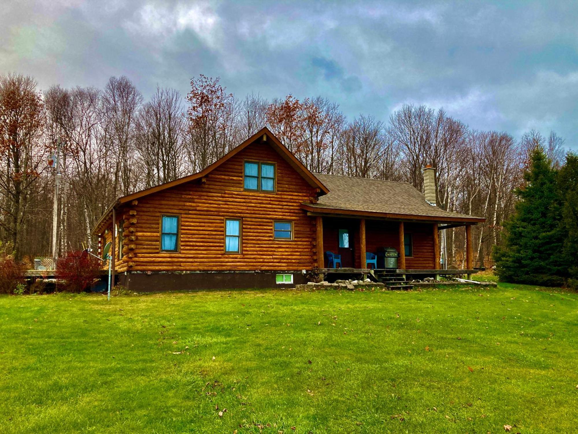 Garden Grove Retreat & Lodging Near Pictured Rocks, Fayette, Trails Exterior photo